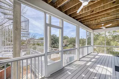 1045 Magnolia Ln, Gulf Breeze, FL 32563 - Photo 61
