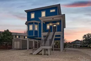 1045 Magnolia Ln, Gulf Breeze, FL 32563 - Photo 1