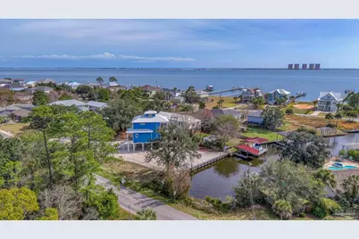 1045 Magnolia Ln, Gulf Breeze, FL 32563 - Photo 55