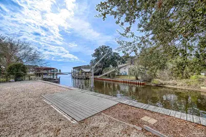 1045 Magnolia Ln, Gulf Breeze, FL 32563 - Photo 37