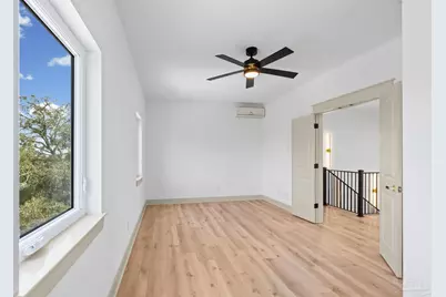 1045 Magnolia Ln, Gulf Breeze, FL 32563 - Photo 29