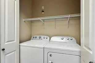 8477 Gulf Blvd, Navarre Beach, FL 32566 - Photo 19