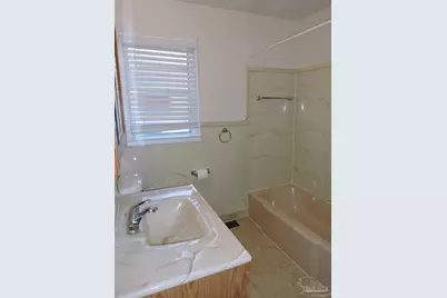 6807 Chaffin St, Milton, FL 32570 - Photo 13