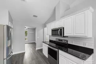 1068 Joaquin Dr, Pensacola, FL 32506 - Photo 15