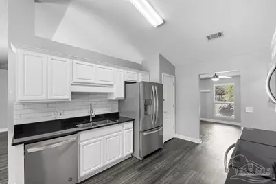 1068 Joaquin Dr, Pensacola, FL 32506 - Photo 13