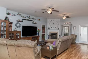 1293 Wadcutter Ct, Cantonment, FL 32533 - Photo 13