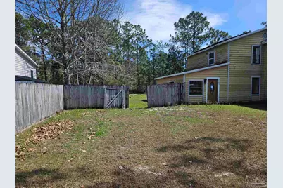 2350 Crescent Wood Rd, Navarre, FL 32566 - Photo 31