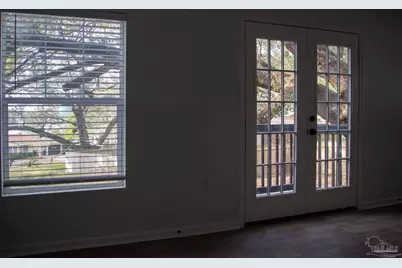 1006 Lake Terrace  Ave, Pensacola, FL 32505 - Photo 15