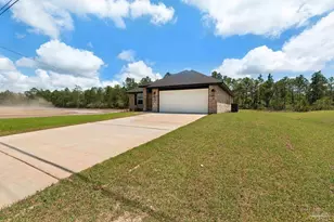 7961 Twin Lake Dr, Milton, FL 32583 - Photo 5