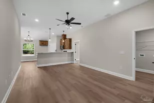 7961 Twin Lake Dr, Milton, FL 32583 - Photo 11