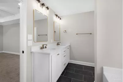 7961 Twin Lake Dr, Milton, FL 32583 - Photo 11