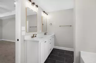 7961 Twin Lake Dr, Milton, FL 32583 - Photo 11