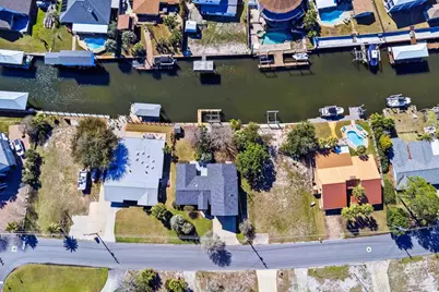 3367 Circle Dr, Gulf Breeze, FL 32563 - Photo 59