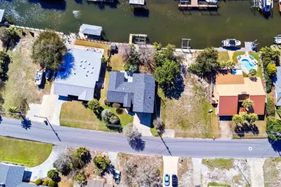 3367 Circle Dr, Gulf Breeze, FL 32563 - Photo 57