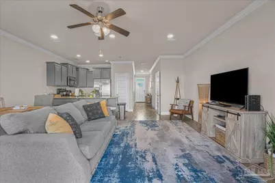 353 S E St, Pensacola, FL 32502 - Photo 11