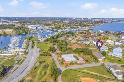 46 Bayshore Dr, Pensacola, FL 32507 - Photo 45