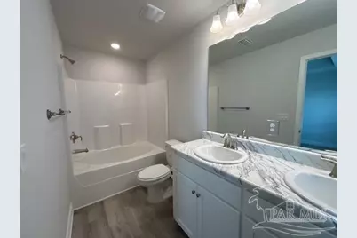 455 Kingsbridge Dr #13B, Cantonment, FL 32533 - Photo 5