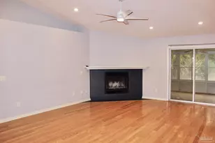 625 Downhaul Dr, Pensacola, FL 32507 - Photo 9