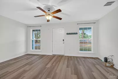 1906 Albany Ave, Pensacola, FL 32507 - Photo 5