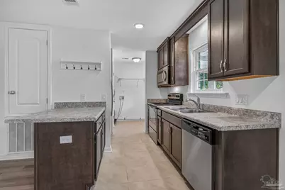 1906 Albany Ave, Pensacola, FL 32507 - Photo 13