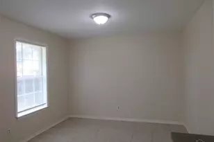 4738 Live Oak Ln, Pace, FL 32571 - Photo 9