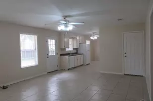 4738 Live Oak Ln, Pace, FL 32571 - Photo 7