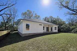 4046 Woodfin Cir, Pace, FL 32571 - Photo 15