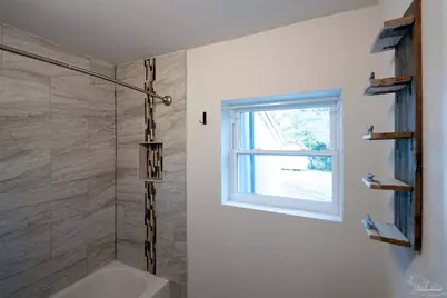 409 Frisco Rd, Pensacola, FL 32507 - Photo 9