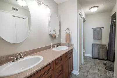 106 Port Royal Way, Pensacola, FL 32502 - Photo 23