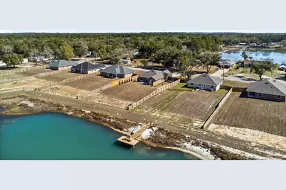 7911 Twin Lake Dr, Milton, FL 32583 - Photo 37