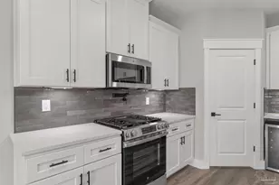 5521 Chenier Dr, Gulf Breeze, FL 32563 - Photo 13