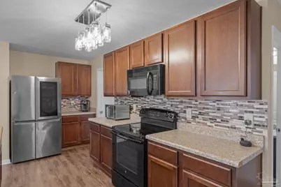 5898 Little Leaf Ct, Milton, FL 32570 - Photo 11