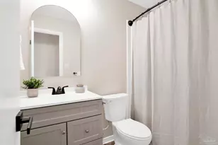 5621 Galvez Rd, Pensacola, FL 32507 - Photo 21