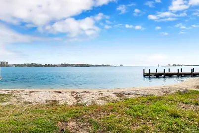 5621 Galvez Rd, Pensacola, FL 32507 - Photo 29