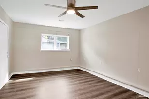 5621 Galvez Rd, Pensacola, FL 32507 - Photo 23