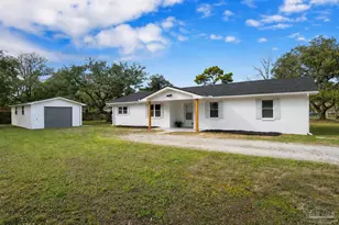 5621 Galvez Rd, Pensacola, FL 32507 - Photo 3