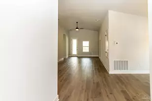 5953 Grayton Park Ln, Pace, FL 32571 - Photo 5