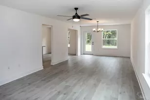 5949 Grayton Park Ln, Pace, FL 32571 - Photo 5