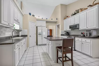 2230 Dovefield Dr, Pensacola, FL 32534 - Photo 5