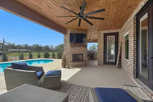 3275 Melvin Dr, Pace, FL 32571 - Photo 1