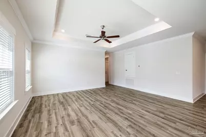 1940 Cambridge Park Dr, Gulf Breeze, FL 32563 - Photo 7