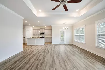 1940 Cambridge Park Dr, Gulf Breeze, FL 32563 - Photo 5
