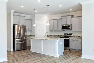 1940 Cambridge Park Dr, Gulf Breeze, FL 32563 - Photo 9
