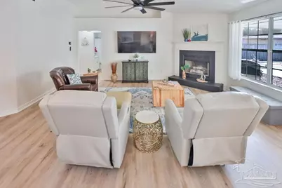 6935 Kapok Dr, Milton, FL 32583 - Photo 9