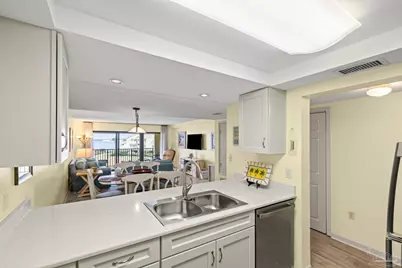 900 Ft Pickens Rd #824, Pensacola Beach, FL 32561 - Photo 9