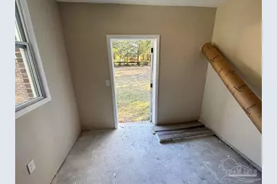 1135 E Burgess Rd, Pensacola, FL 32504 - Photo 19
