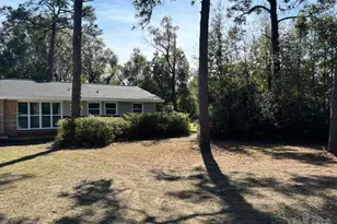 1135 E Burgess Rd, Pensacola, FL 32504 - Photo 25