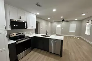 721 W Jordan St, Pensacola, FL 32501 - Photo 11