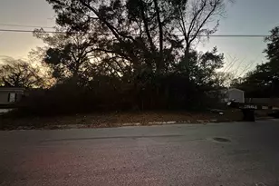 8500 Vickie St, Pensacola, FL 32514 - Photo 1