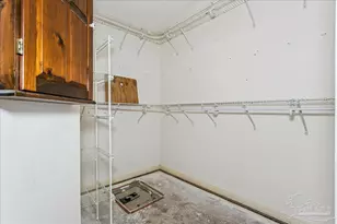 100 Oviedo St, Gulf Breeze, FL 32561 - Photo 21